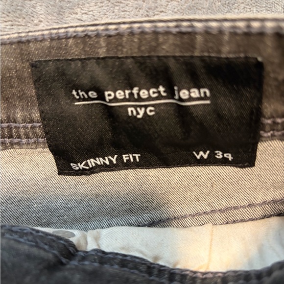 The Perfect Jean NYC Men's Washed Black Jean Shorts NWT - Picture 3 of 4